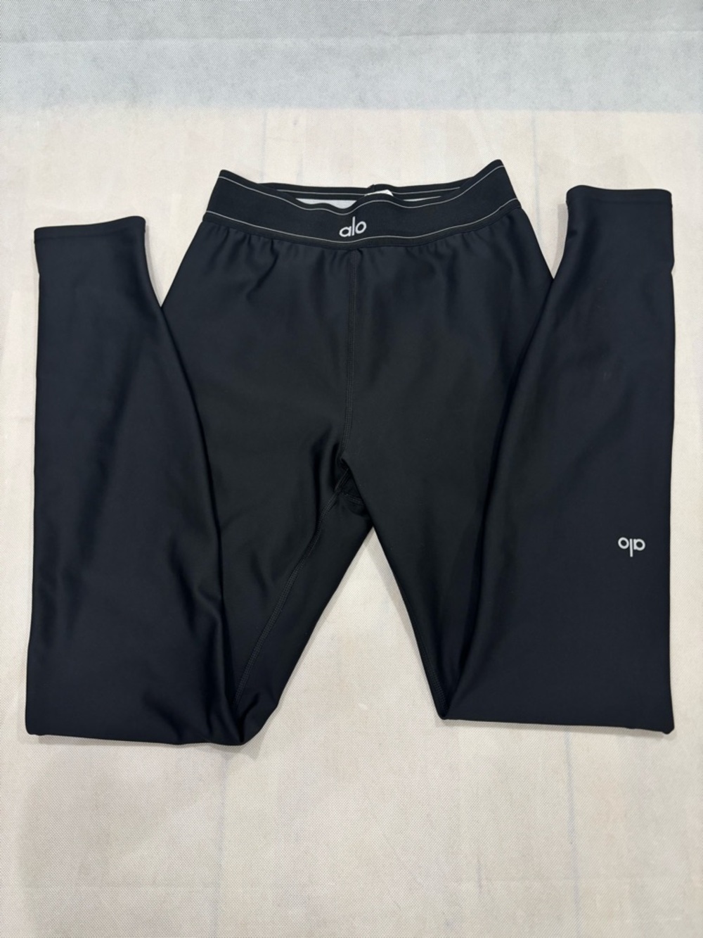 ALO Yoga Black High-Rise Waistband Leggings